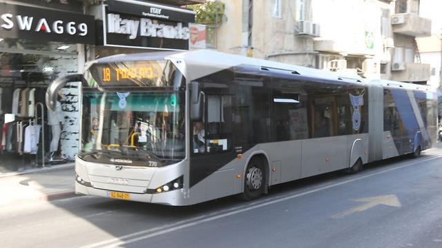 Настоящий диджитал в израильских автобусах